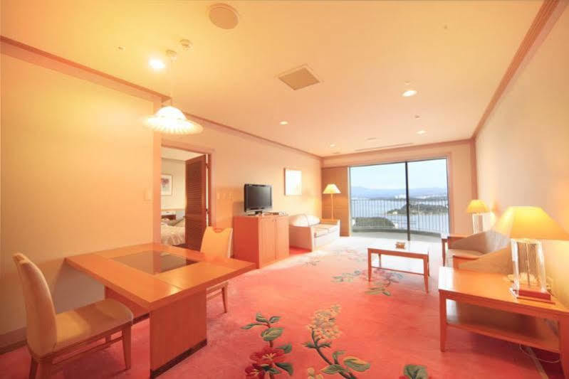 Shirahama Coganoi Resort & Spa Екстериор снимка